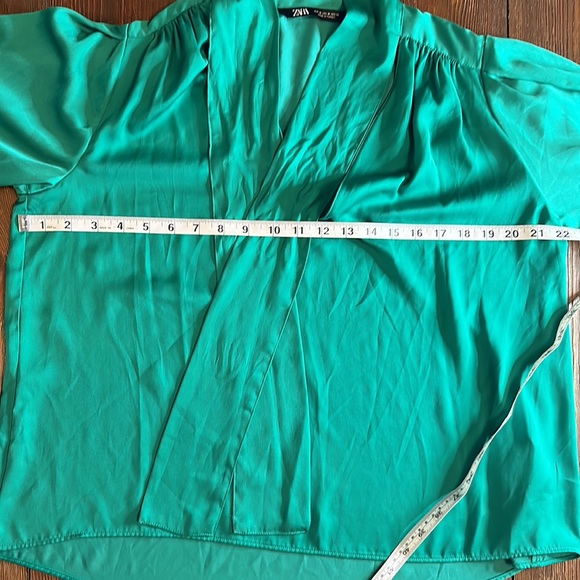 Zara Green Satin Blouse - Picture 5 of 5